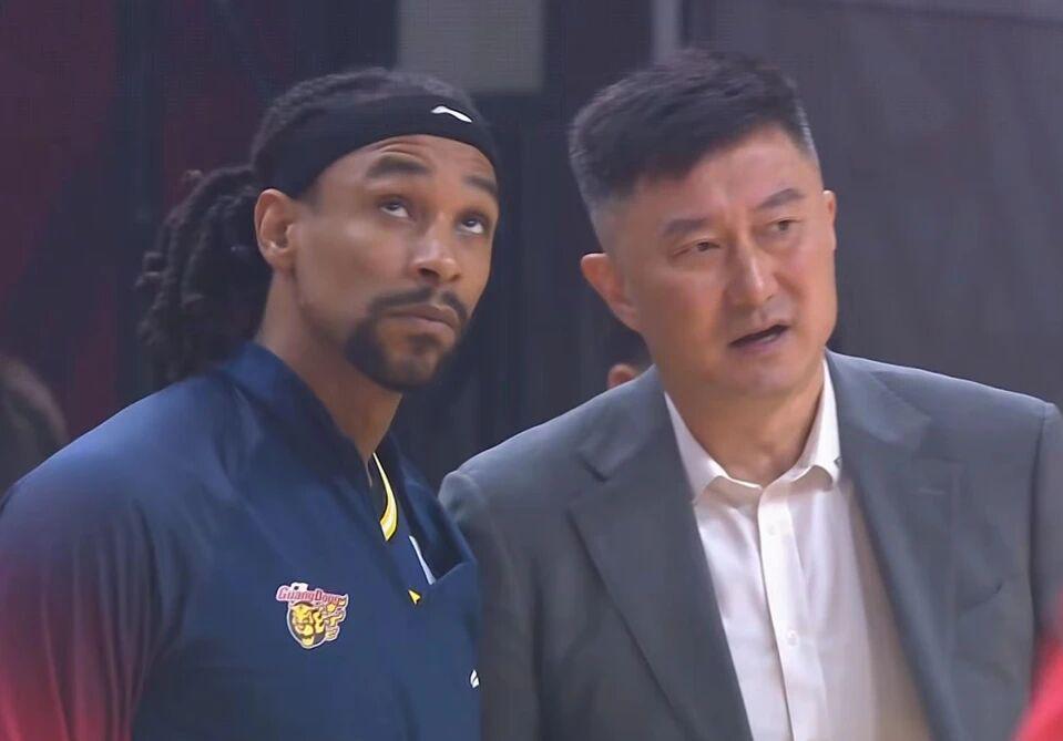 BB Sports-广东男篮一大问题明显，杜锋培养球员被质疑，徐杰伤病恢复一般