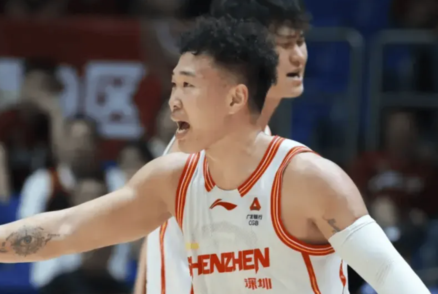 BB Sports-贺希宁走步了吗?CBA裁判专家分析,给出了一个答案